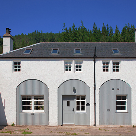 The Square, Dunira image